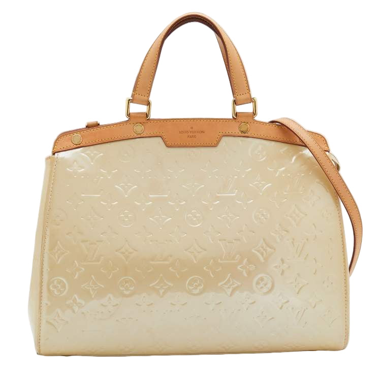 Louis Vuitton Blanc Corail Monogram Vernis
Brea GM Bag